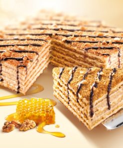 Alternative view of Marlenka - Honingcake met noten classic - GROOT - 800 gram